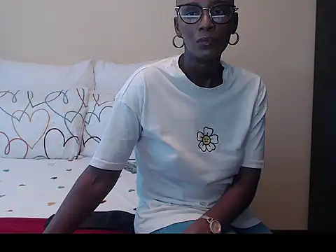 Snapshot of yummycherryxx chatting on 10/03/25, 08:38 yummycherryxx online show from 10/03/25, 08:38