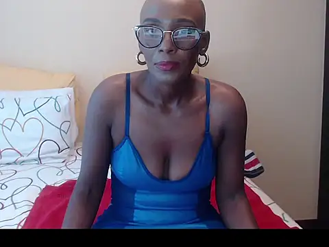 yummycherryxx online show from 02/16/26, 08:35