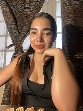 DulceChloe99 online show from 02/23/26, 10:21