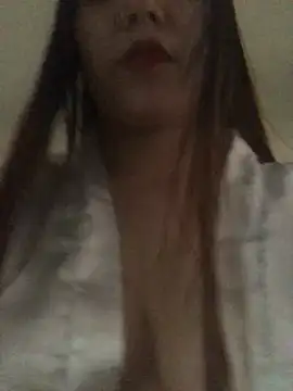 DulceChloe99 online show from 02/18/25, 08:36