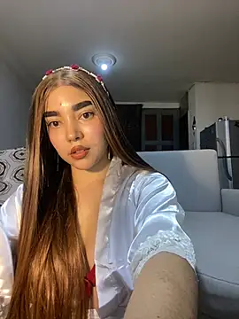 DulceChloe99 online show from 04/10/26, 04:52