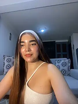 DulceChloe99 online show from 04/14/26, 04:06