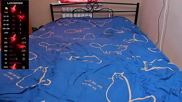 eva zero online show from 10/23/25, 10:25