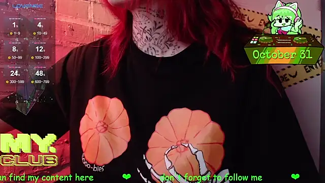 Witch Emma online show from 10/31/25, 10:23