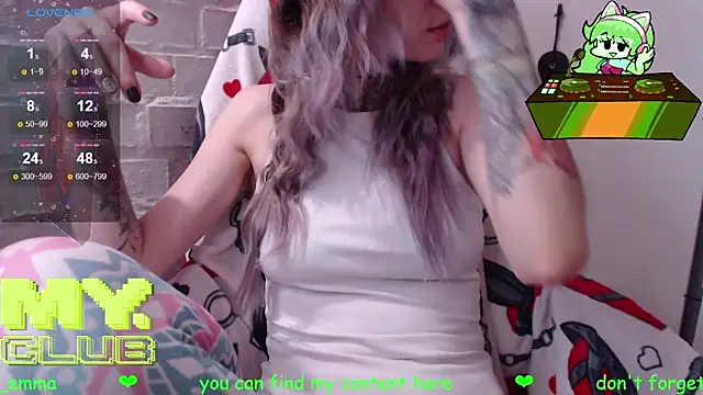 Snapshot of Witch_Emma chatting on 07/21/26, 08:48 Witch Emma online show from 07/21/26, 08:48