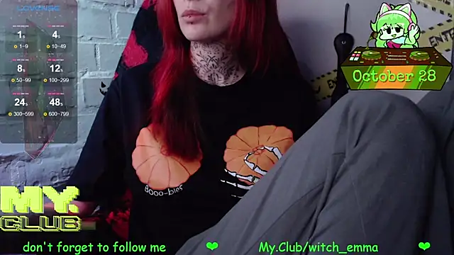 Witch Emma online show from 10/28/25, 08:41