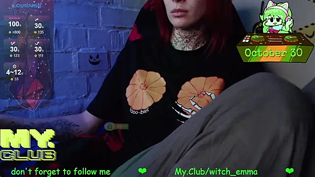 Witch Emma online show from 10/30/25, 09:07