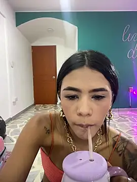 AntonellaRossi online show from 06/14/26, 07:37