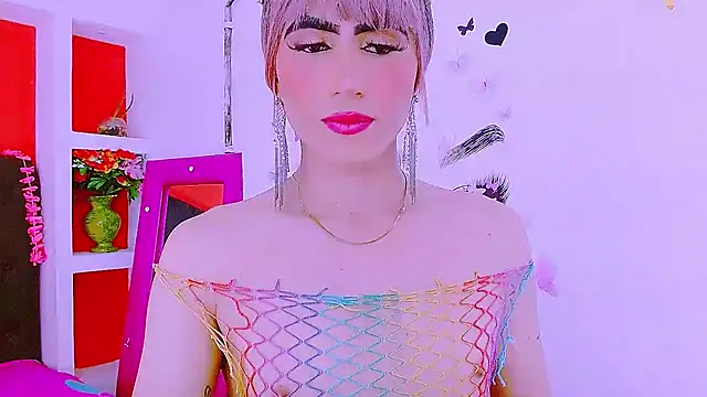 priscilahotker online show from 02/17/25, 05:14