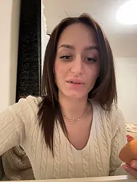 Snapshot of Zeyna1 chatting on 03/03/25, 05:20 Zeyna1 online show from 03/03/25, 05:20