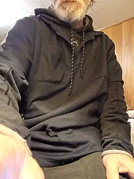 Snapshot of OralDesires2 chatting on 02/04/26, 12:05 OralDesires2 online show from 02/04/26, 12:05