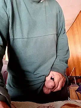 Snapshot of OralDesires2 chatting on 03/09/26, 04:54 OralDesires2 online show from 03/09/26, 04:54