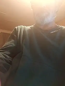 Snapshot of OralDesires2 chatting on 04/03/26, 12:06 OralDesires2 online show from 04/03/26, 12:06