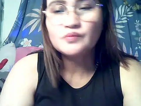 Amazing Angel22 online show from 04/15/26, 12:32