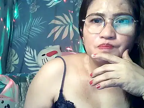 Amazing Angel22 online show from 12/18/25, 04:44