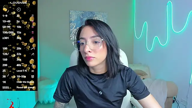 barbie scoth  online show from 10/12/25, 09:05