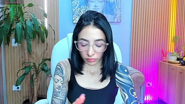 barbie scoth  online show from 05/04/26, 10:23