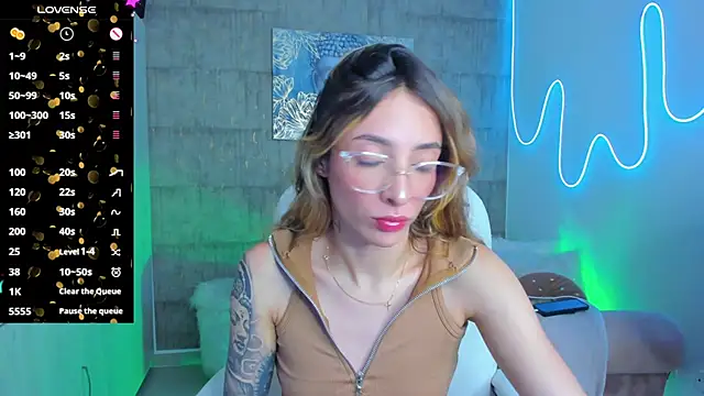 barbie scoth  online show from 03/14/25, 10:05