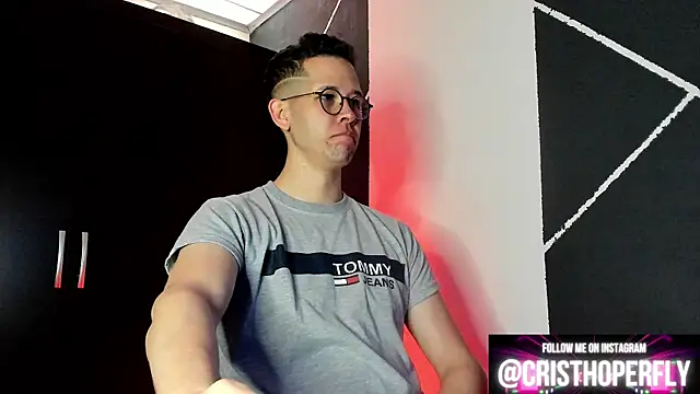 Snapshot of Cris_myster chatting on 02/02/25, 12:57 Cris myster online show from 02/02/25, 12:57