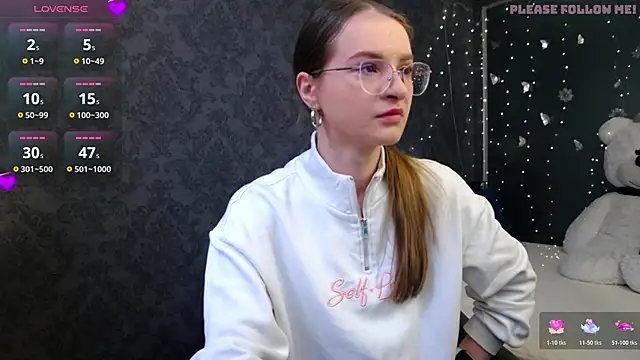 KateJonson online show from 02/12/26, 10:04