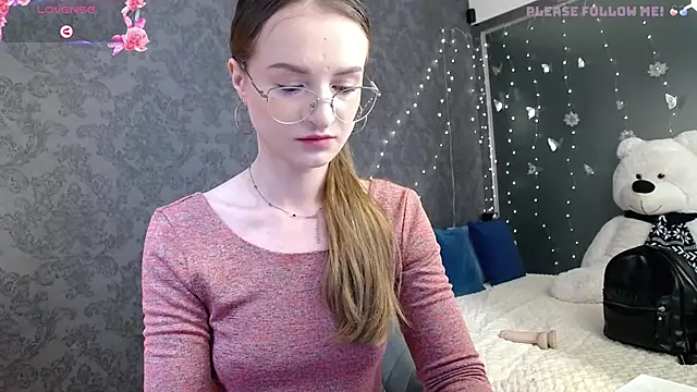 Snapshot of KateJonson chatting on 06/02/26, 06:46 KateJonson online show from 06/02/26, 06:46