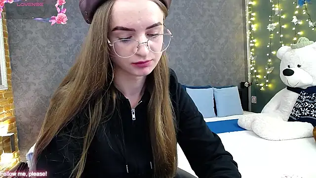 KateJonson online show from 11/12/25, 01:26