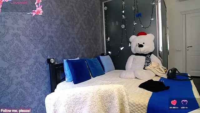 KateJonson online show from 09/15/25, 10:26