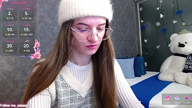 KateJonson online show from 11/28/25, 07:30