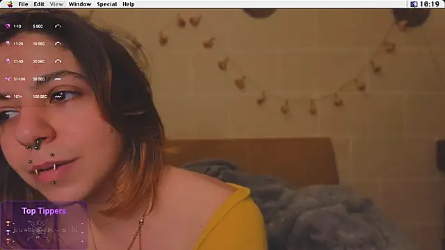 Kryptosworld online show from 10/26/25, 09:20