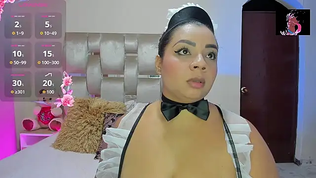 Snapshot of MelanyShayk chatting on 10/18/25, 02:57 MelanyShayk online show from 10/18/25, 02:57