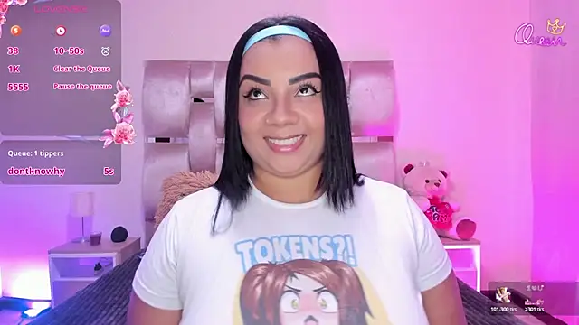 Snapshot of MelanyShayk chatting on 02/12/26, 03:39 MelanyShayk online show from 02/12/26, 03:39