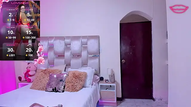 MelanyShayk online show from 10/26/25, 07:14