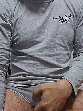 munyunu online show from 12/19/25, 10:45