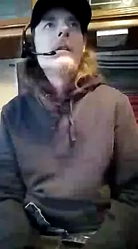 Snapshot of truckerlove69 chatting on 12/02/24, 07:55 truckerlove69 online show from 12/02/24, 07:55