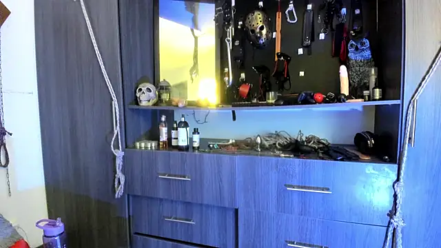 sweet  wild online show from 01/31/25, 10:42