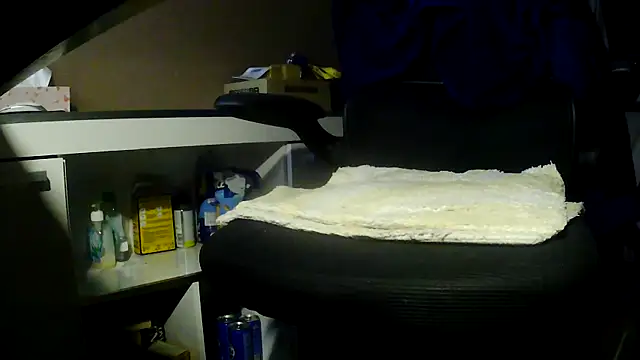 suedel65 online show from 03/25/26, 04:01