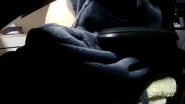 suedel65 online show from 02/14/26, 04:02