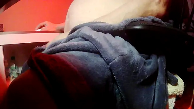 suedel65 online show from 02/13/26, 03:50