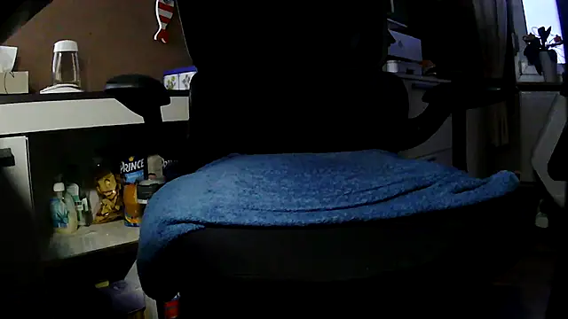 suedel65 online show from 11/20/25, 04:07