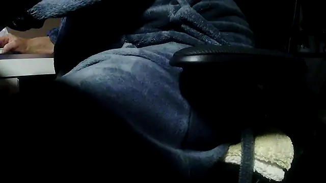 suedel65 online show from 02/07/26, 04:31