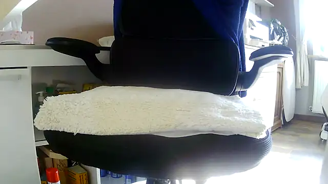 suedel65 online show from 04/02/26, 02:46