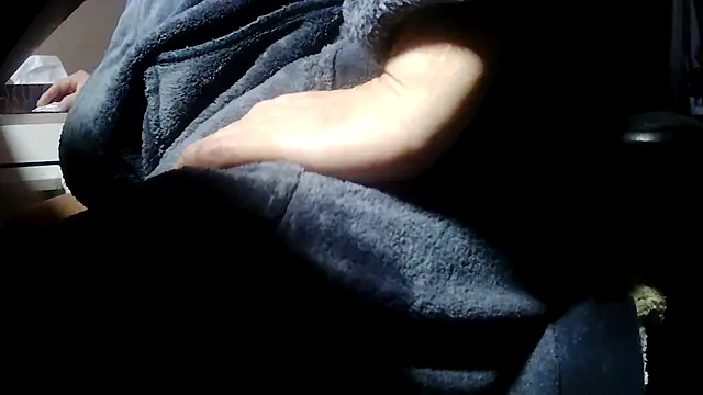 suedel65 online show from 02/11/26, 03:28