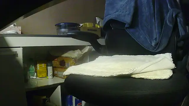 suedel65 online show from 04/01/26, 02:13