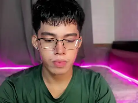 Lightjt04 online show from 09/18/25, 07:06