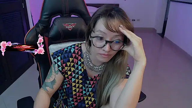 pink-2022 online show from 02/26/26, 09:26