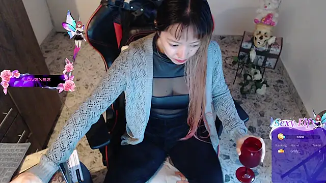 pink-2022 online show from 02/25/25, 12:05