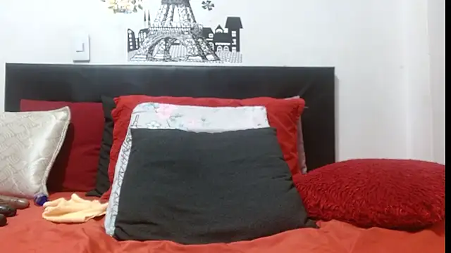 Snapshot of Margaret_milf chatting on 01/17/26, 12:48 Margaret milf online show from 01/17/26, 12:48