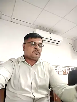 Desi Londa 143 online show from 09/18/25, 08:50