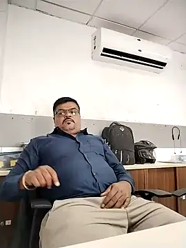 Desi Londa 143 online show from 12/19/25, 08:49