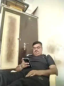 Desi Londa 143 online show from 04/11/26, 07:56